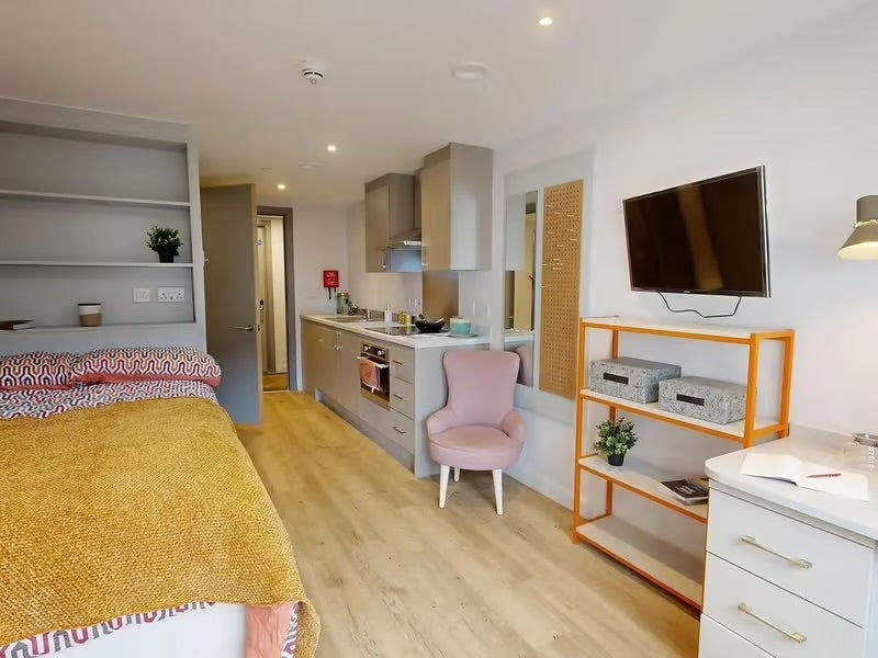 Flat Fitzwilliam Street in Sheffield