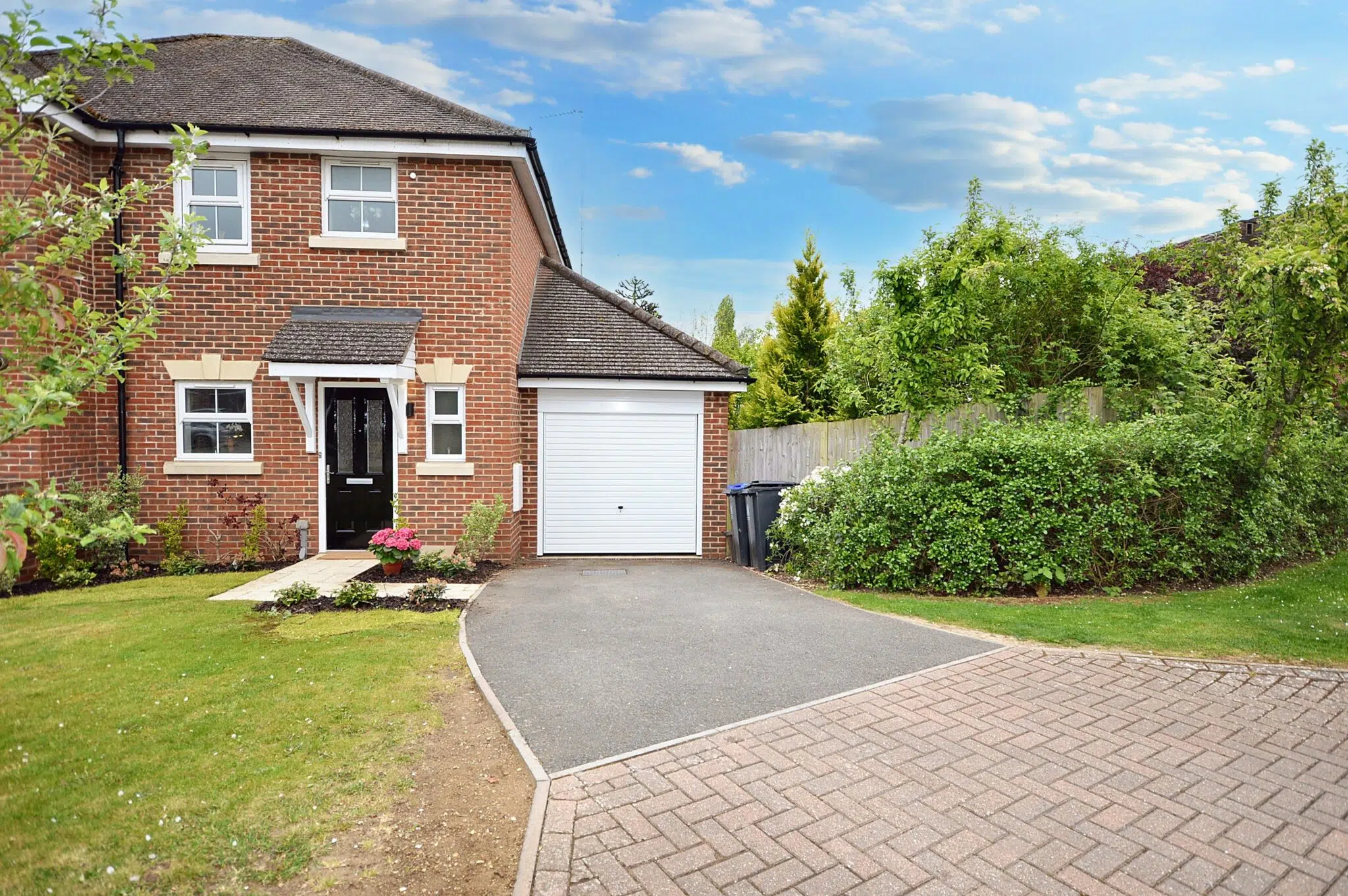 House Crab Tree Close in Beaconsfield