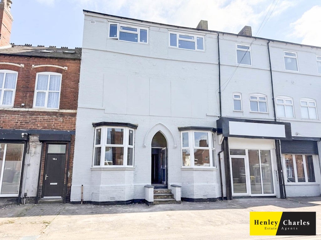 Flat Vicarage Place in Walsall