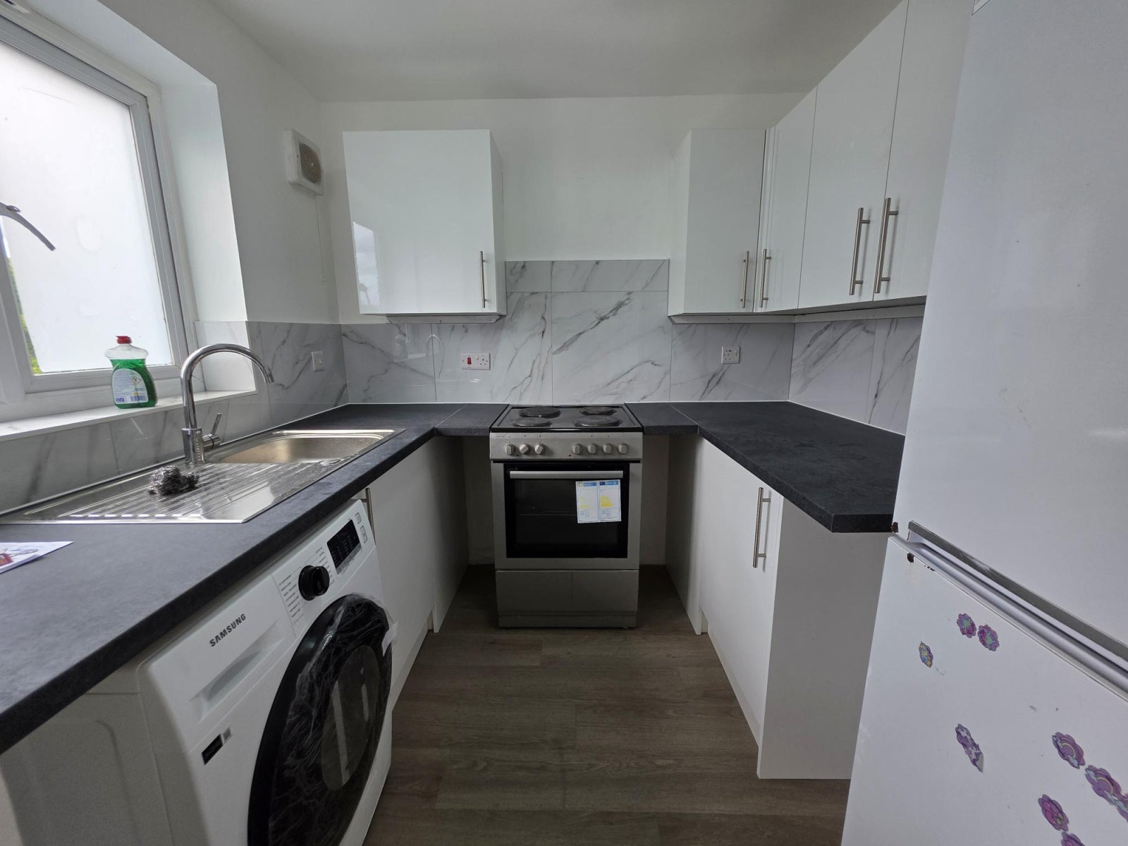 Flat John Williams Close in Greater London