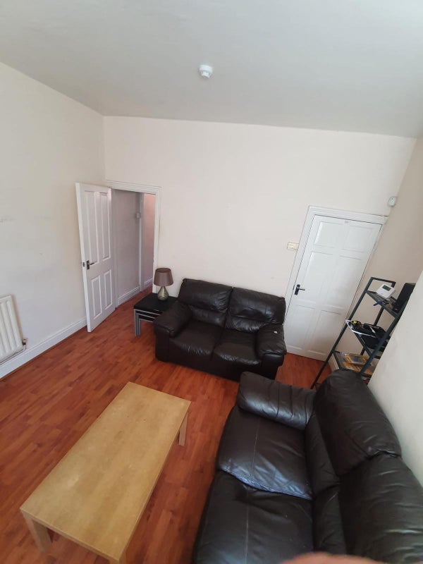 Room Gordon Street in Coventry