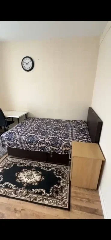Room South Esk Road in Greater London