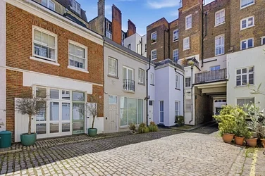 House St Petersburgh Place in City of Westminster