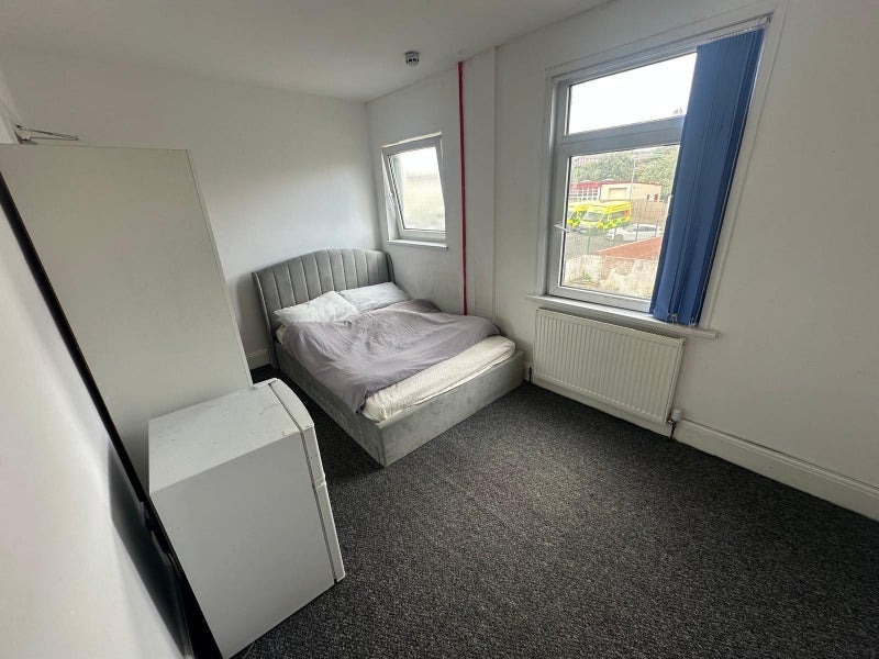 Room Brunswick Street in Wakefield