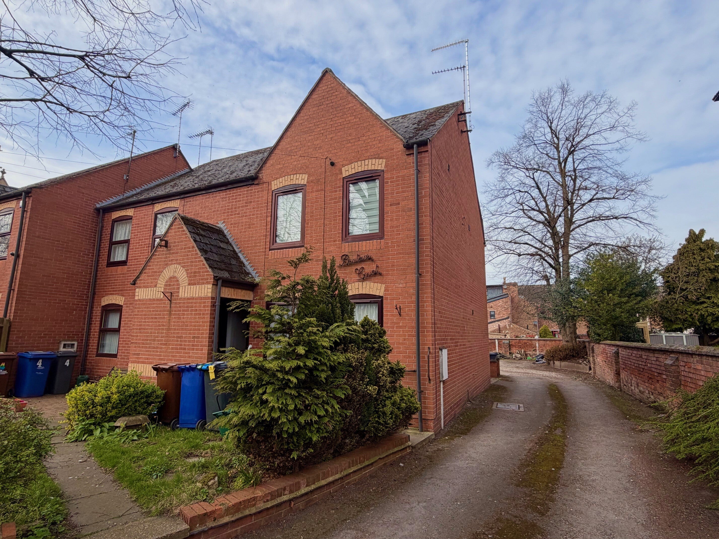 Flat Rangemore Street in East Staffordshire