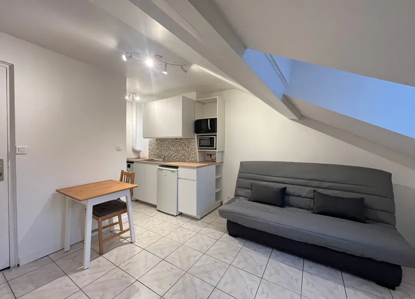 Chambre Rue Charles de Gaulle à Yerres