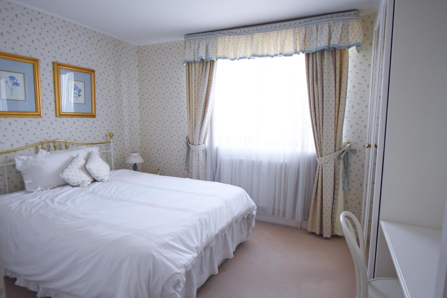 Flat Finchley Road in City of Westminster
