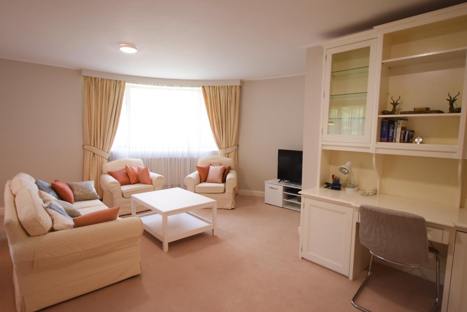 Flat Finchley Road in City of Westminster