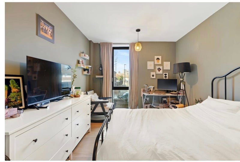 Room Blair Street in Greater London