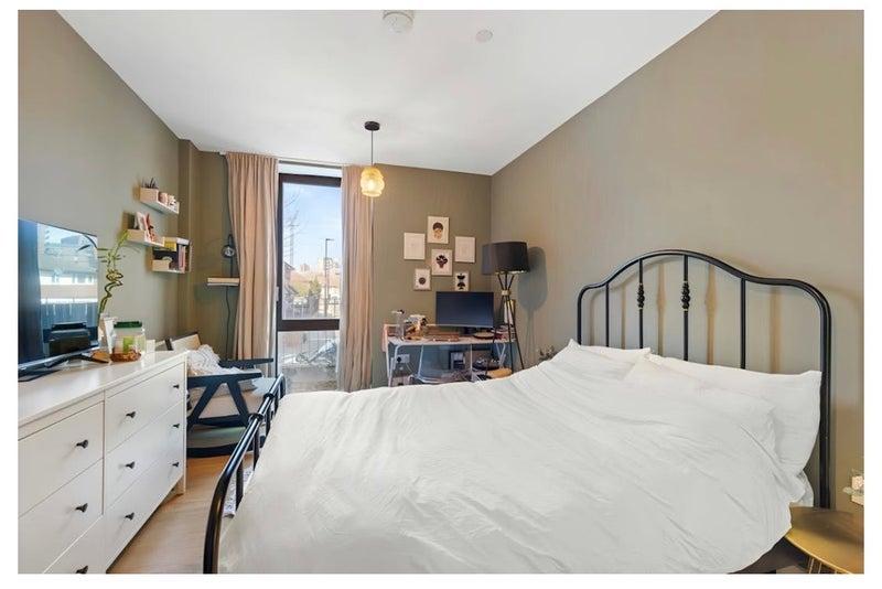 Room Blair Street in Greater London