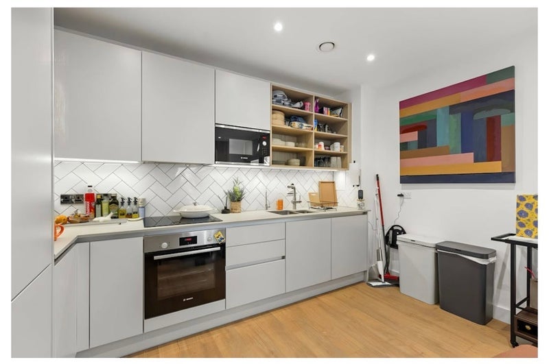 Room Blair Street in Greater London