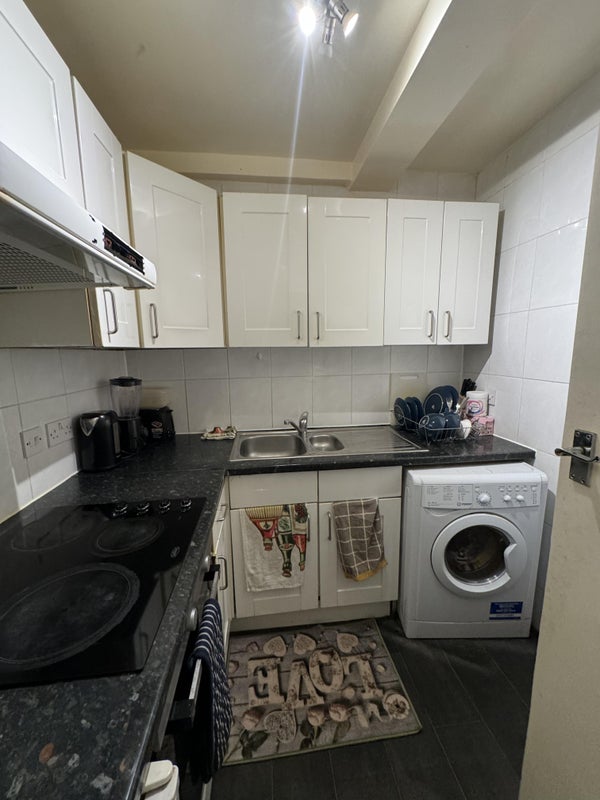 Flat Park West Place in City of Westminster