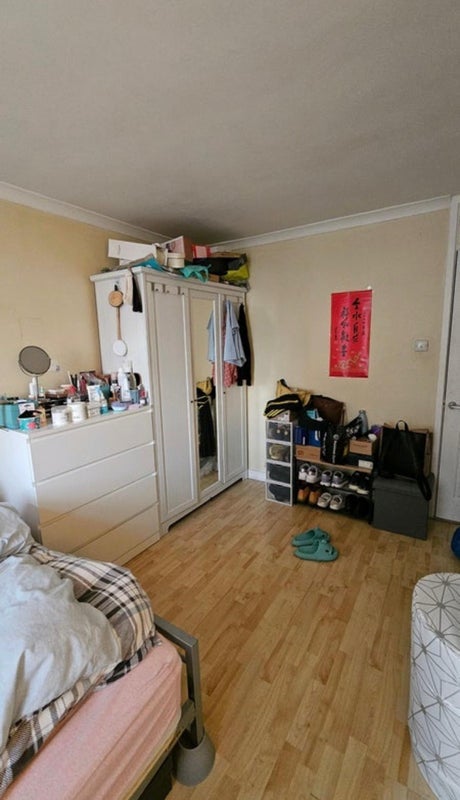 Room Shepherds Bush Green in Greater London