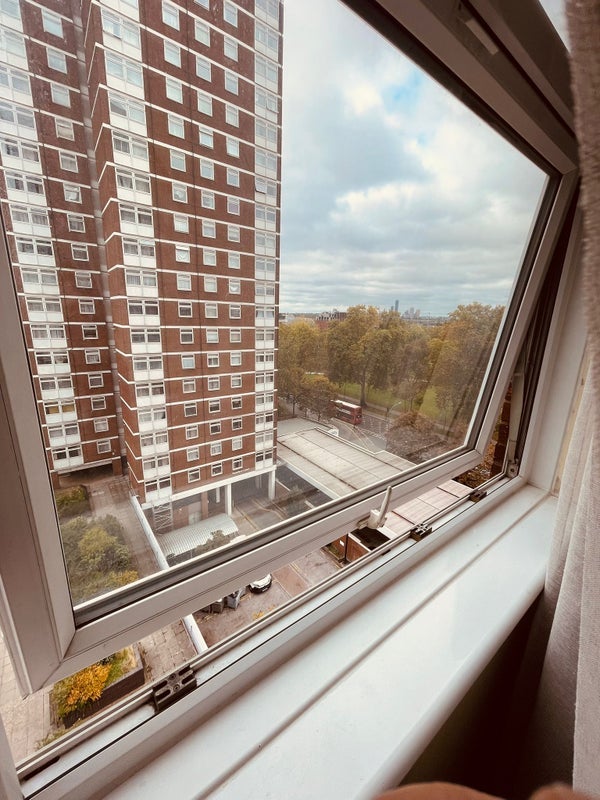 Room Shepherds Bush Green in Greater London