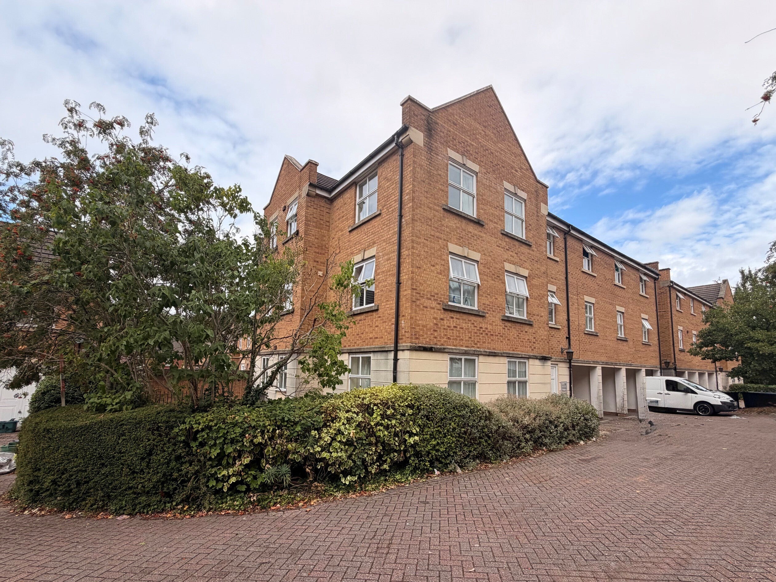 Flat Parnell Road in Bristol
