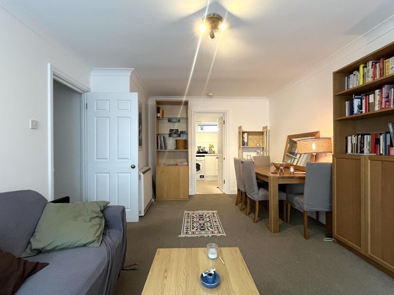 Flat Stepney Green in Greater London