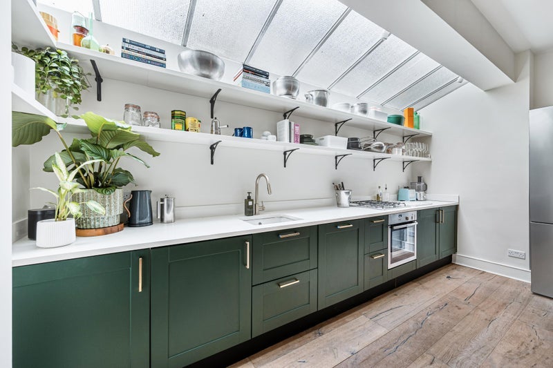 Room Julian Avenue in Greater London
