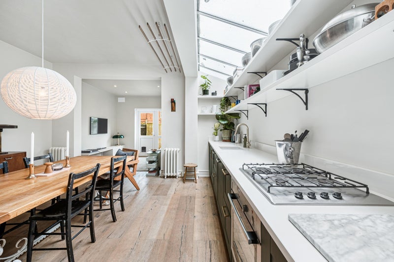 Room Julian Avenue in Greater London