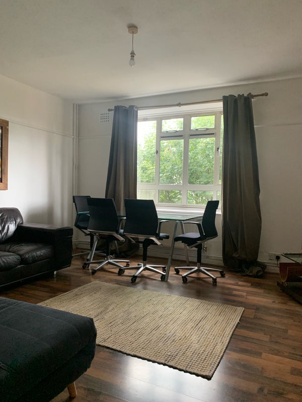 Room Alfreda Street in Greater London