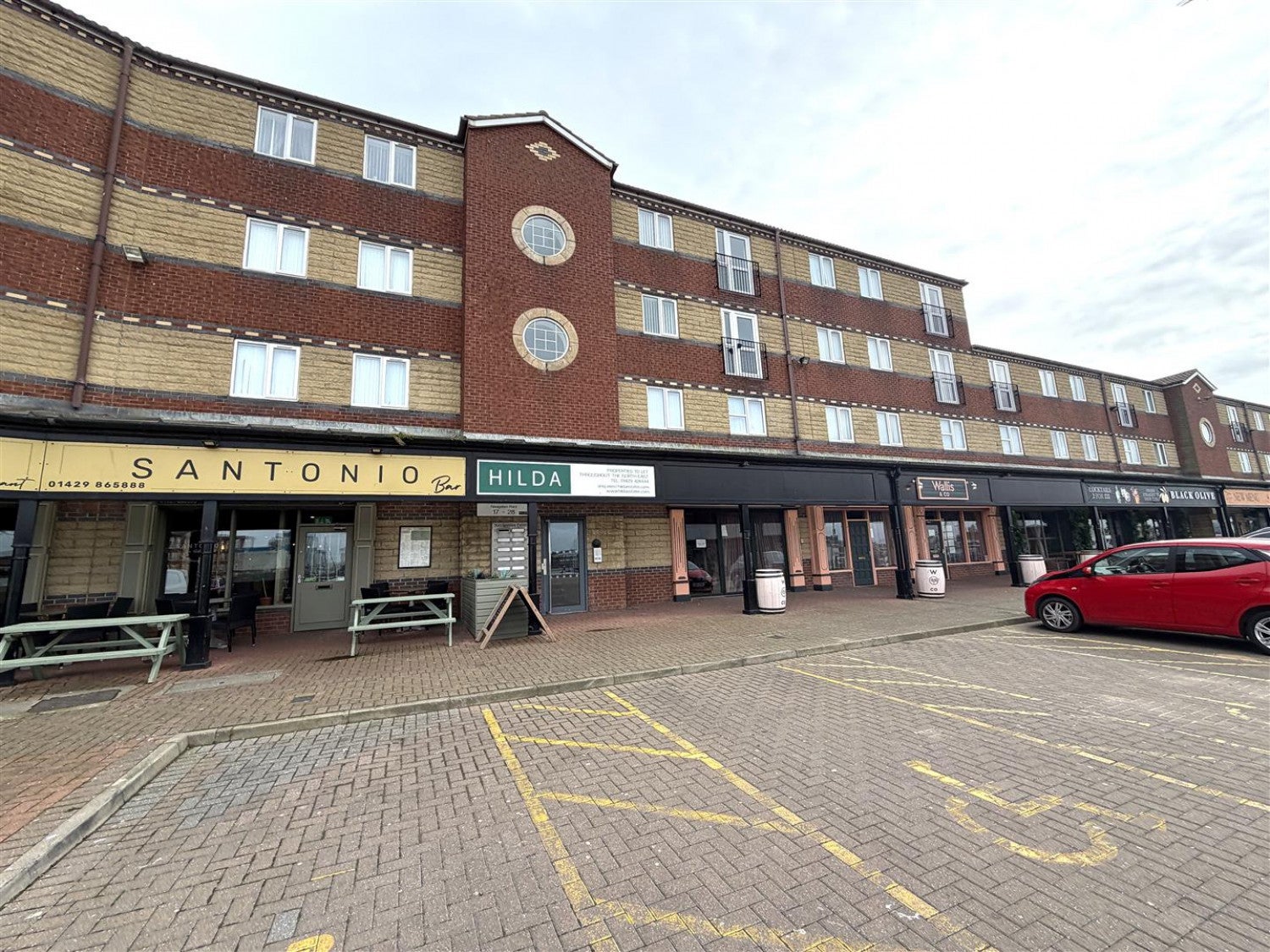 Flat Potter Walk in Hartlepool