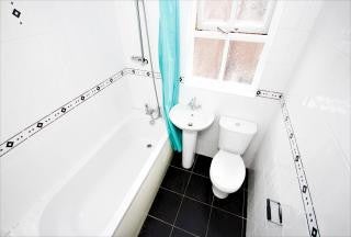 Room Stanley Place in Preston