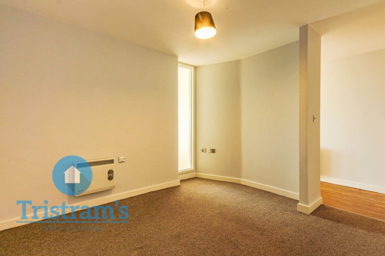 Flat Bolero Square in Nottingham