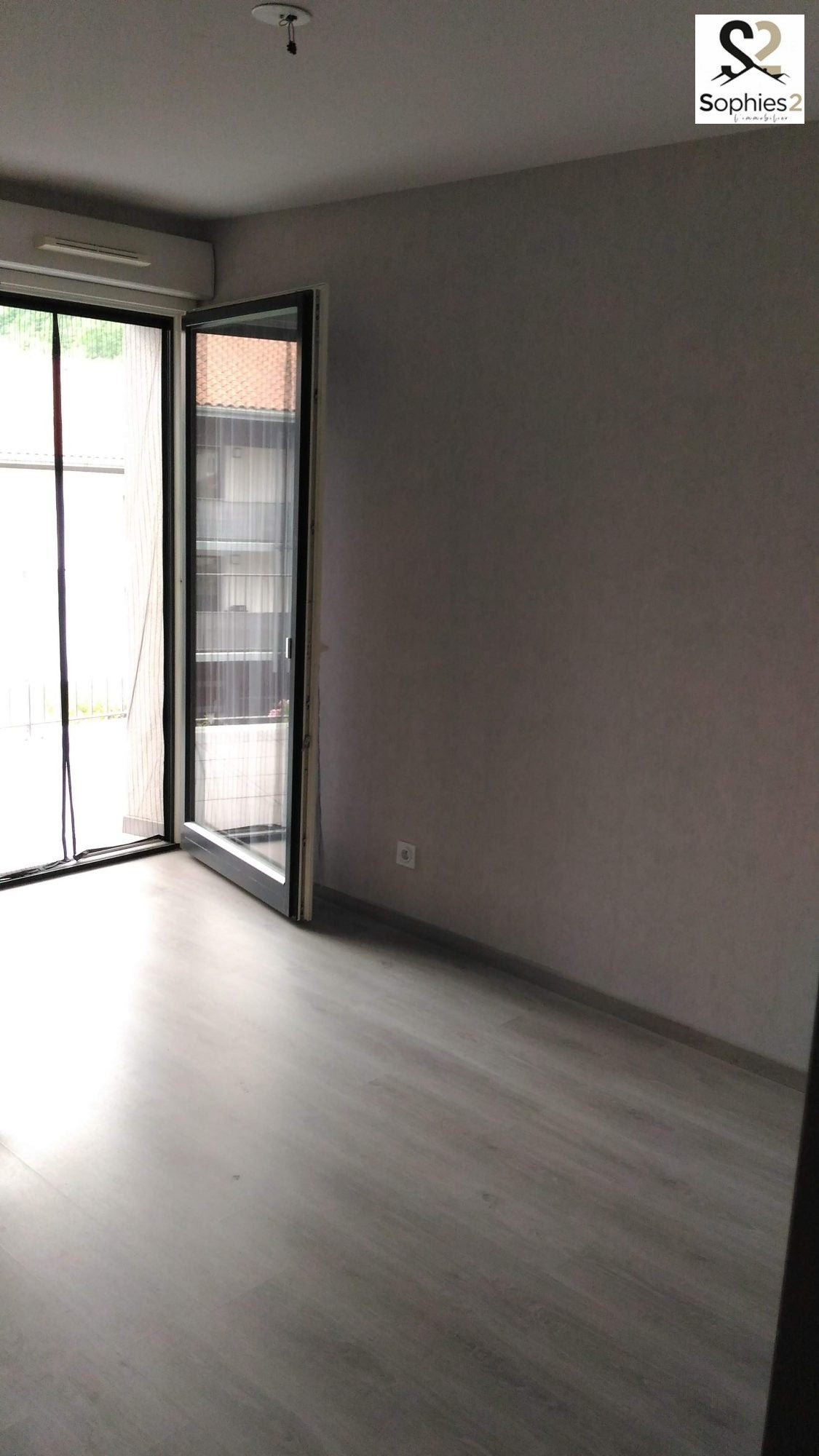 Flat Rue du Monastère in Vif