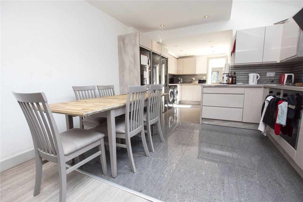 Flat Heeley Road in Birmingham