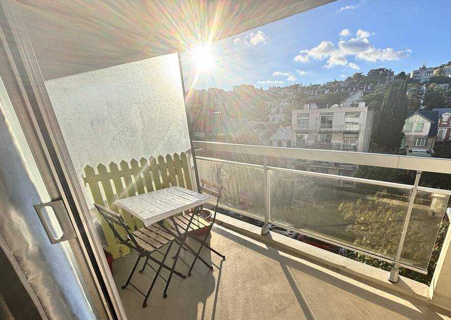 Appartement Route d'Auteuil à Suresnes à Paris