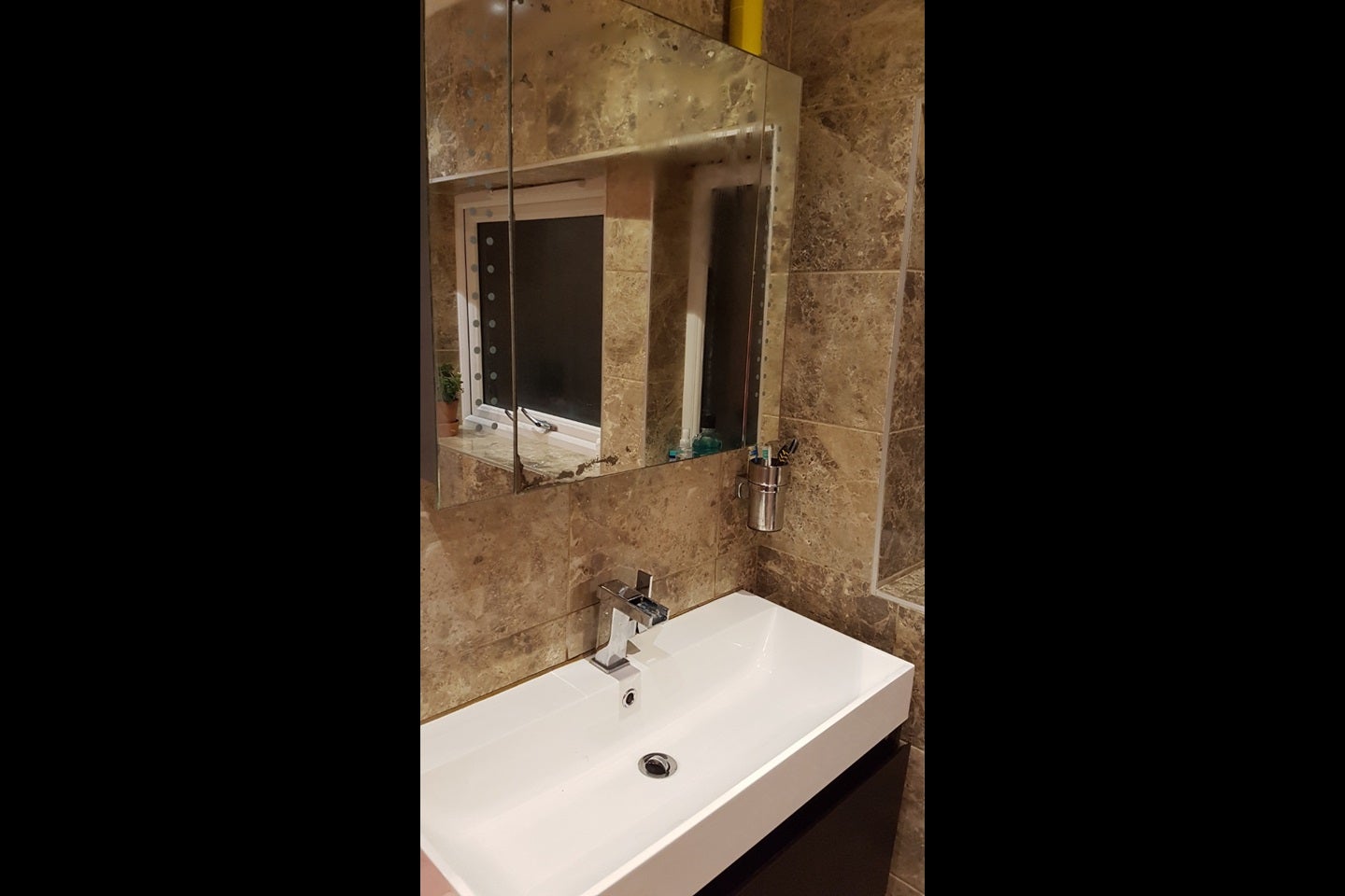 House Beechmont Close in Greater London