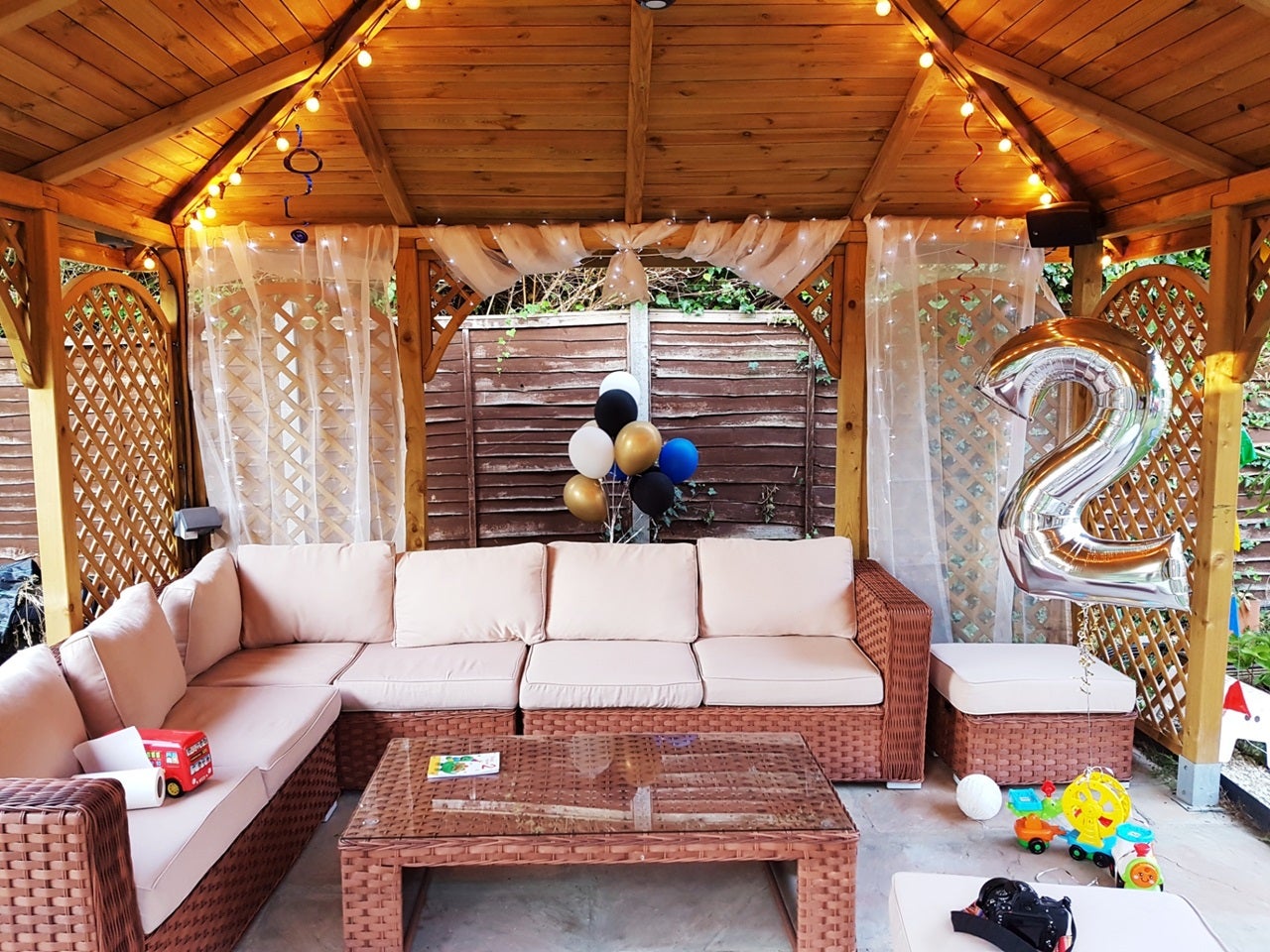 House Beechmont Close in Greater London