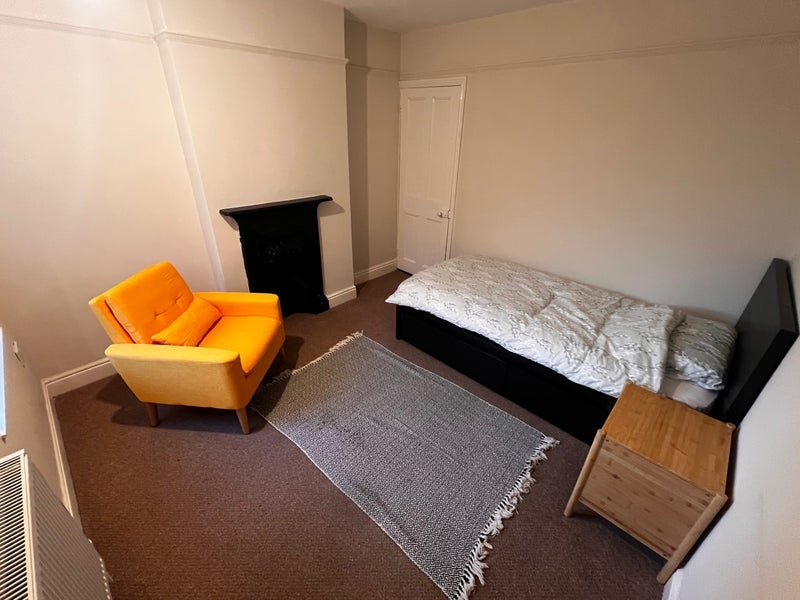 Room Back Hamlet in Ipswich