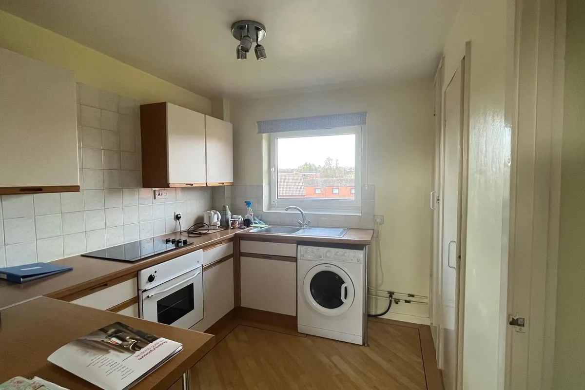 Flat Newnham Road in Northampton