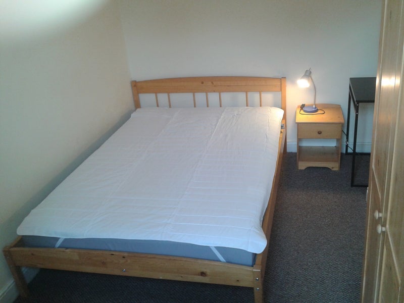 Room Watford Avenue in Manchester