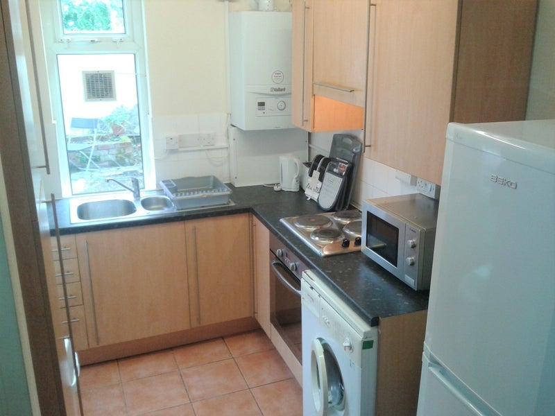 Room Watford Avenue in Manchester