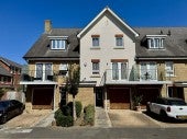 House Brambling Way in Maidenhead