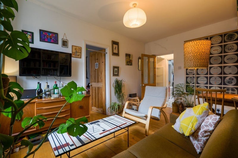 Flat Gibson Gardens in Greater London
