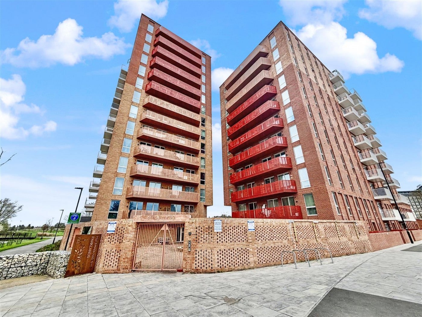 Flat New Road in Greater London