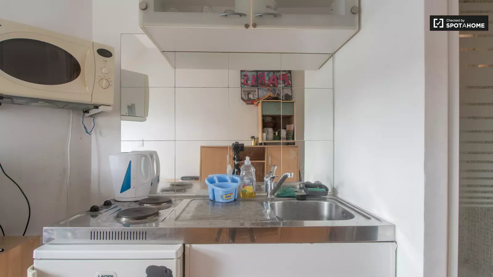 Flat Rue Bachaumont in Paris