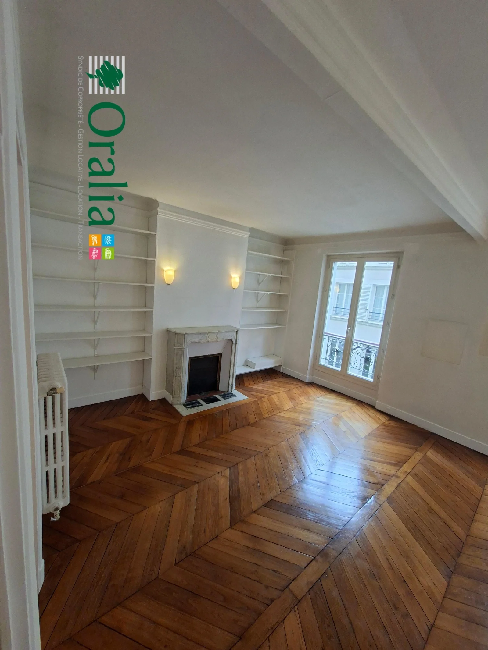 Appartement Rue la Condamine à Paris