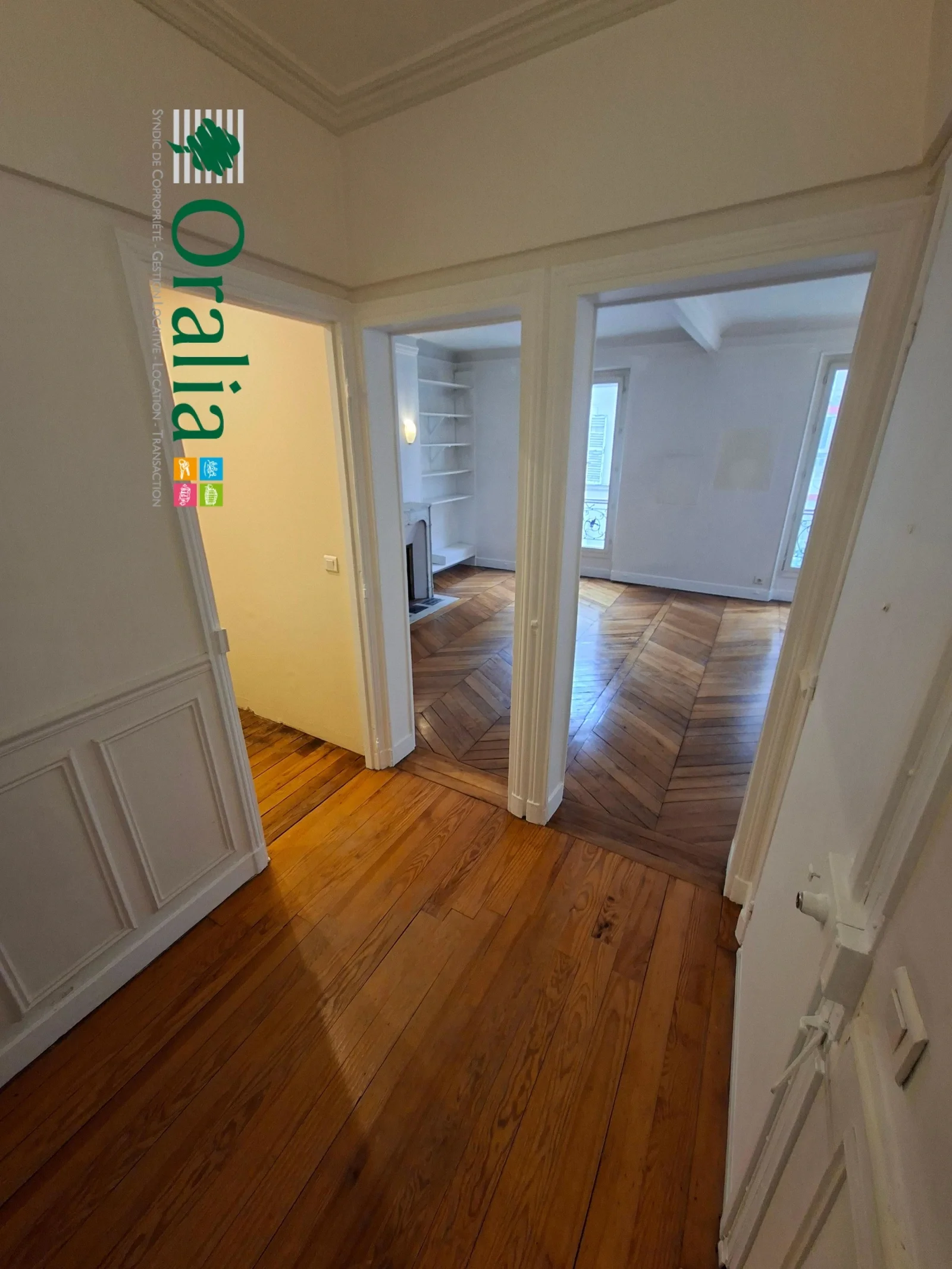 Appartement Rue la Condamine à Paris