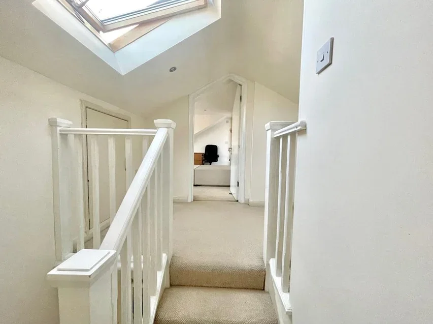 Room Albion Road in Greater London