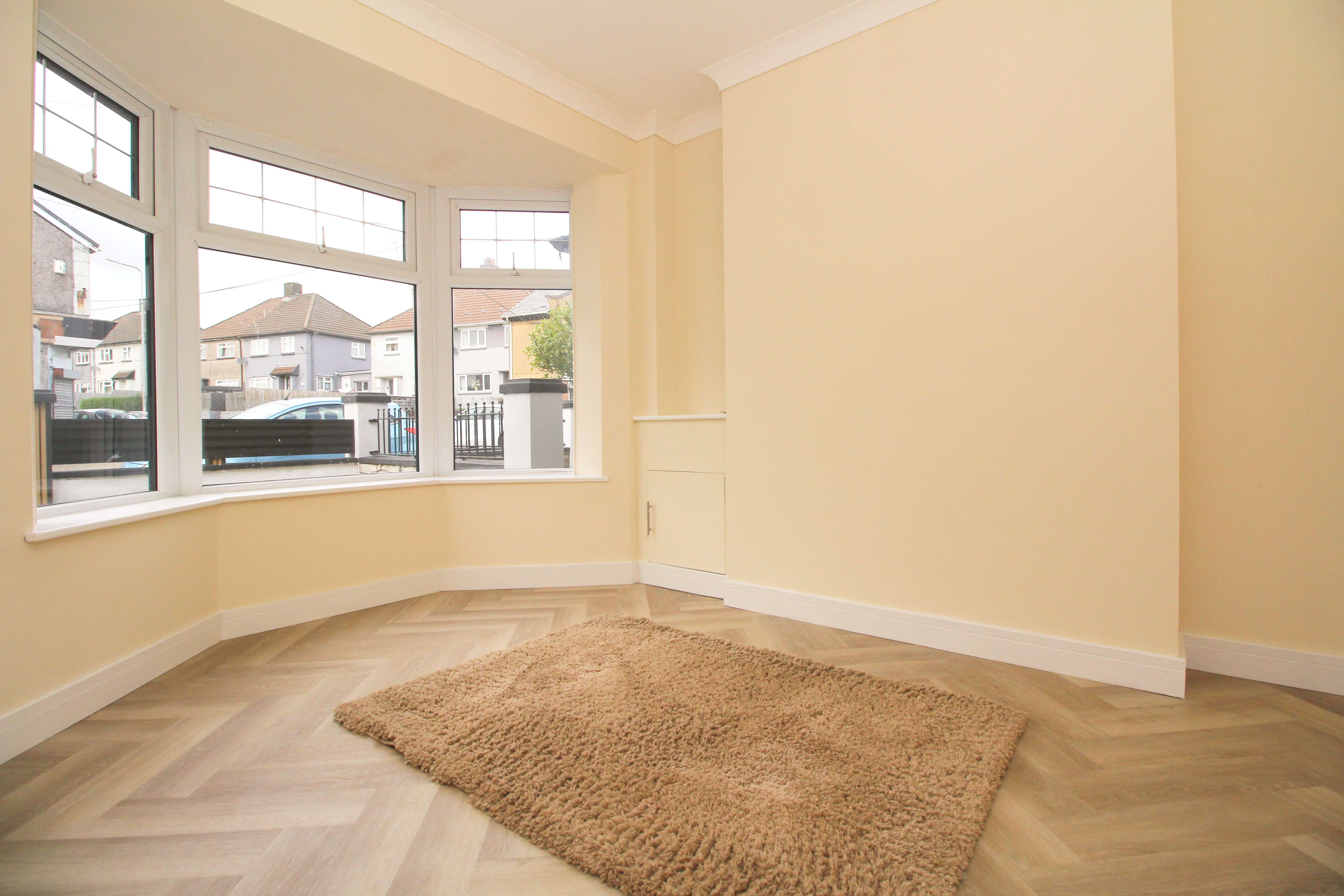Flat Oak Street in Hendreforgan
