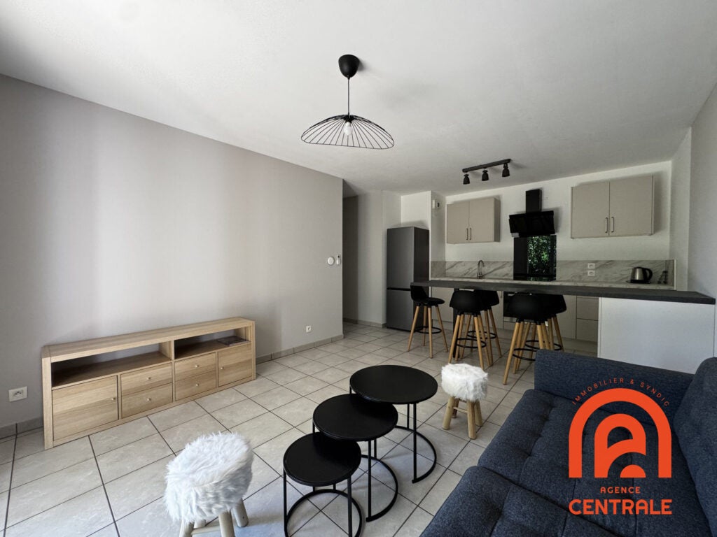 Appartement Allée Joannès Courvoisy à Meyzieu