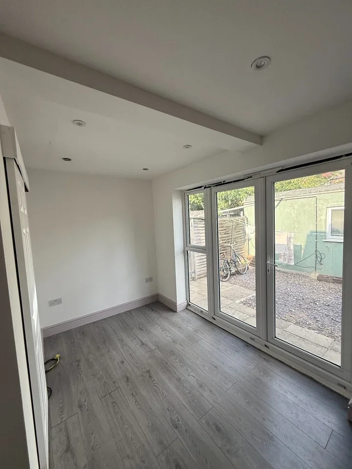 Room Willoughby Lane in Greater London