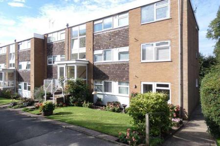 Flat Kennedy Close in Birmingham