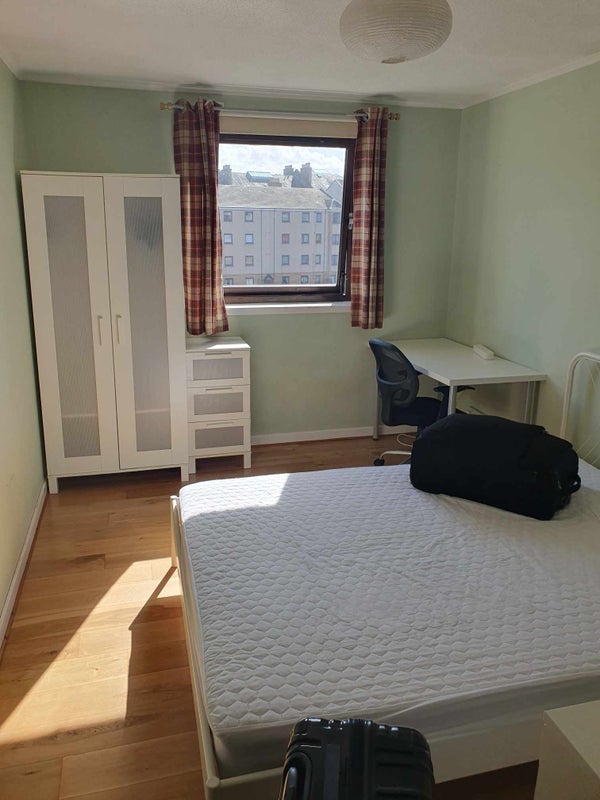 Room South Lorne Place in City of Edinburgh