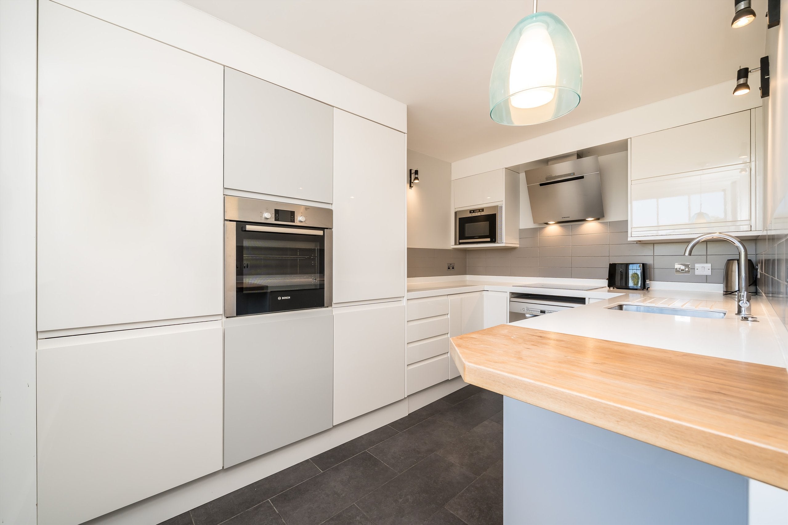Flat Cumberland Terrace in Greater London