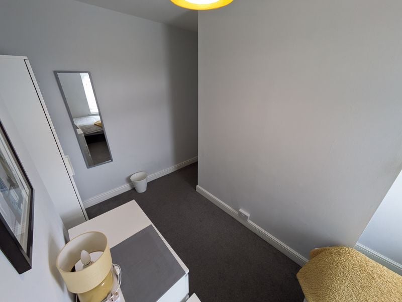 Room Westfield Lane in Mansfield Woodhouse