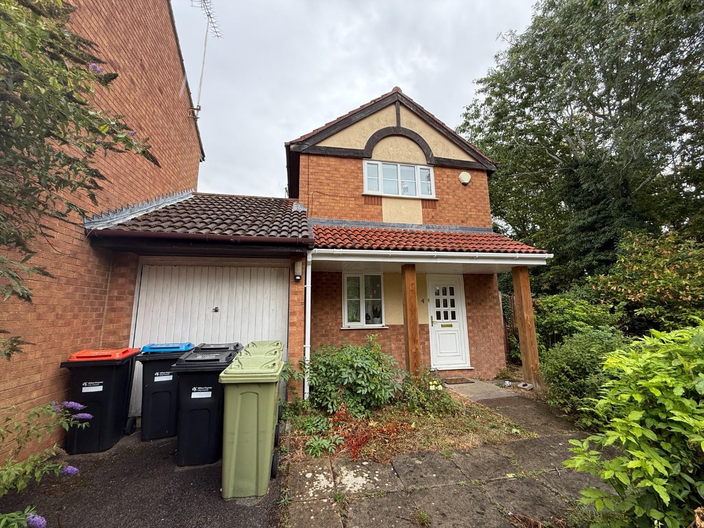 House Hutchings Close in Milton Keynes
